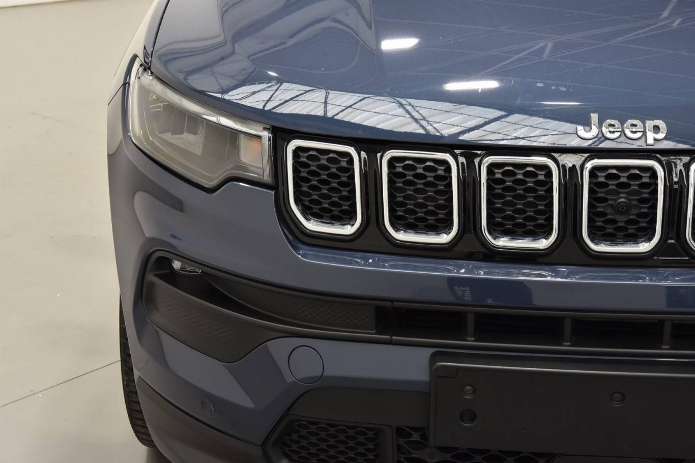 JEEP Compass 31