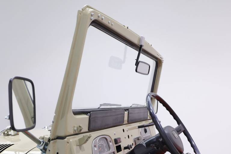 TOYOTA Land Cruiser 41