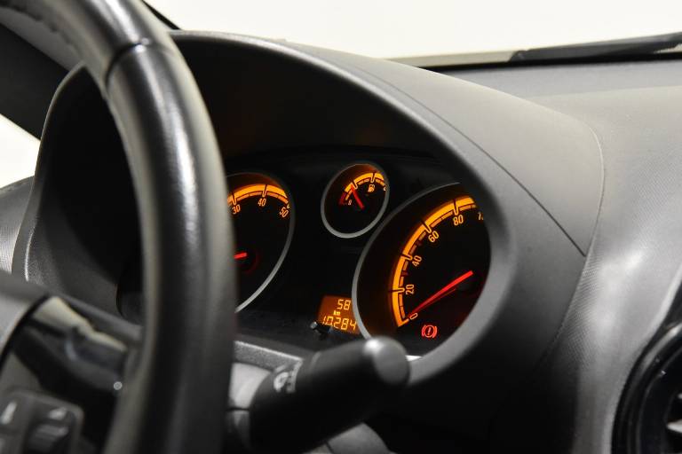 OPEL Corsa 34
