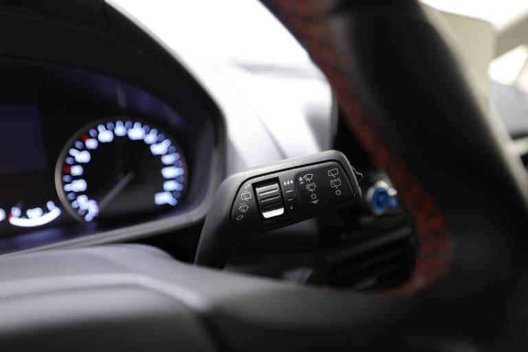 FORD EcoSport 17