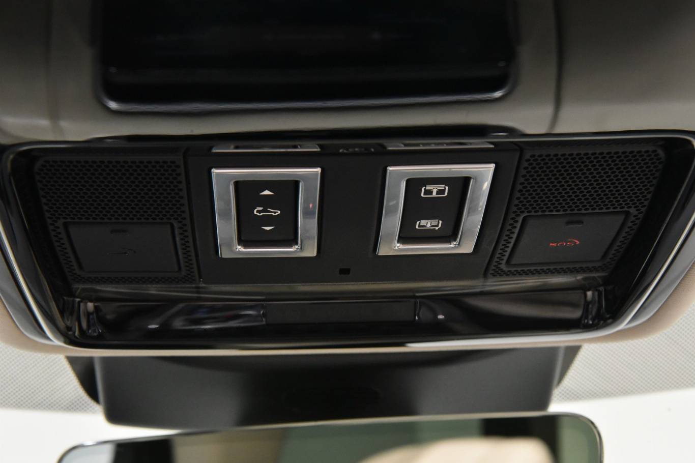 LAND ROVER Range Rover Sport 24