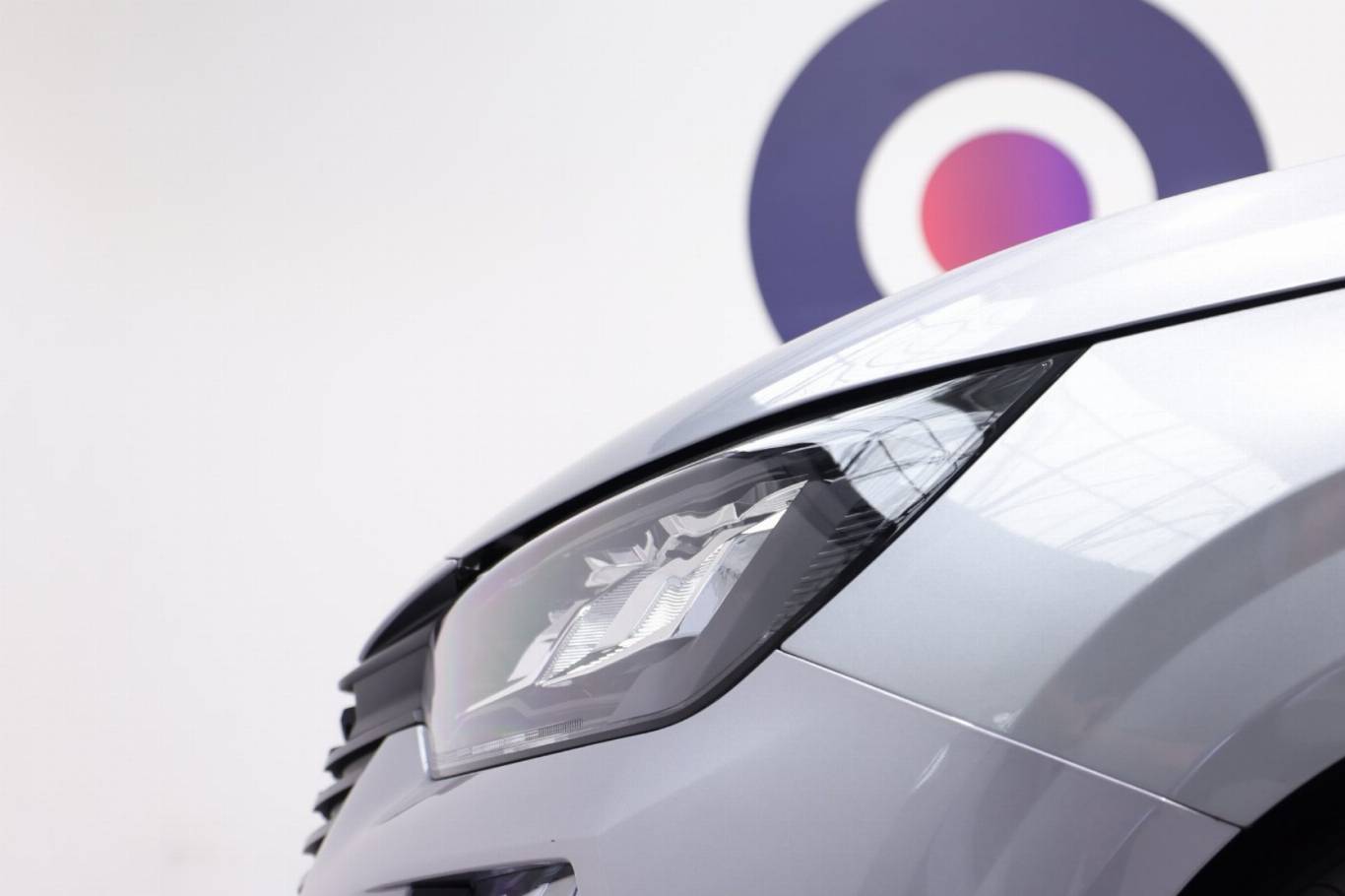 PEUGEOT 208 19