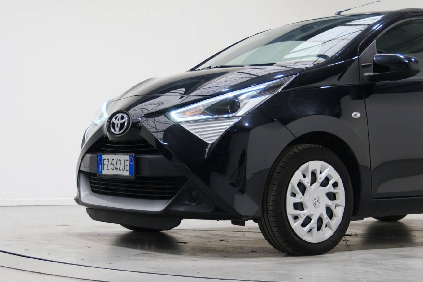TOYOTA Aygo 11