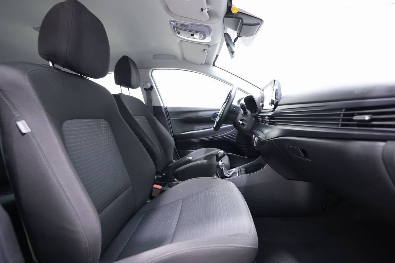 HYUNDAI I20 42
