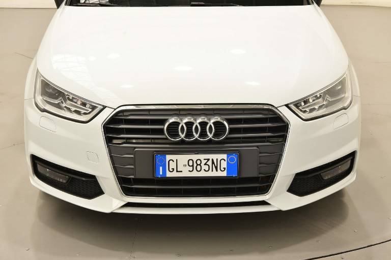 AUDI A1 14
