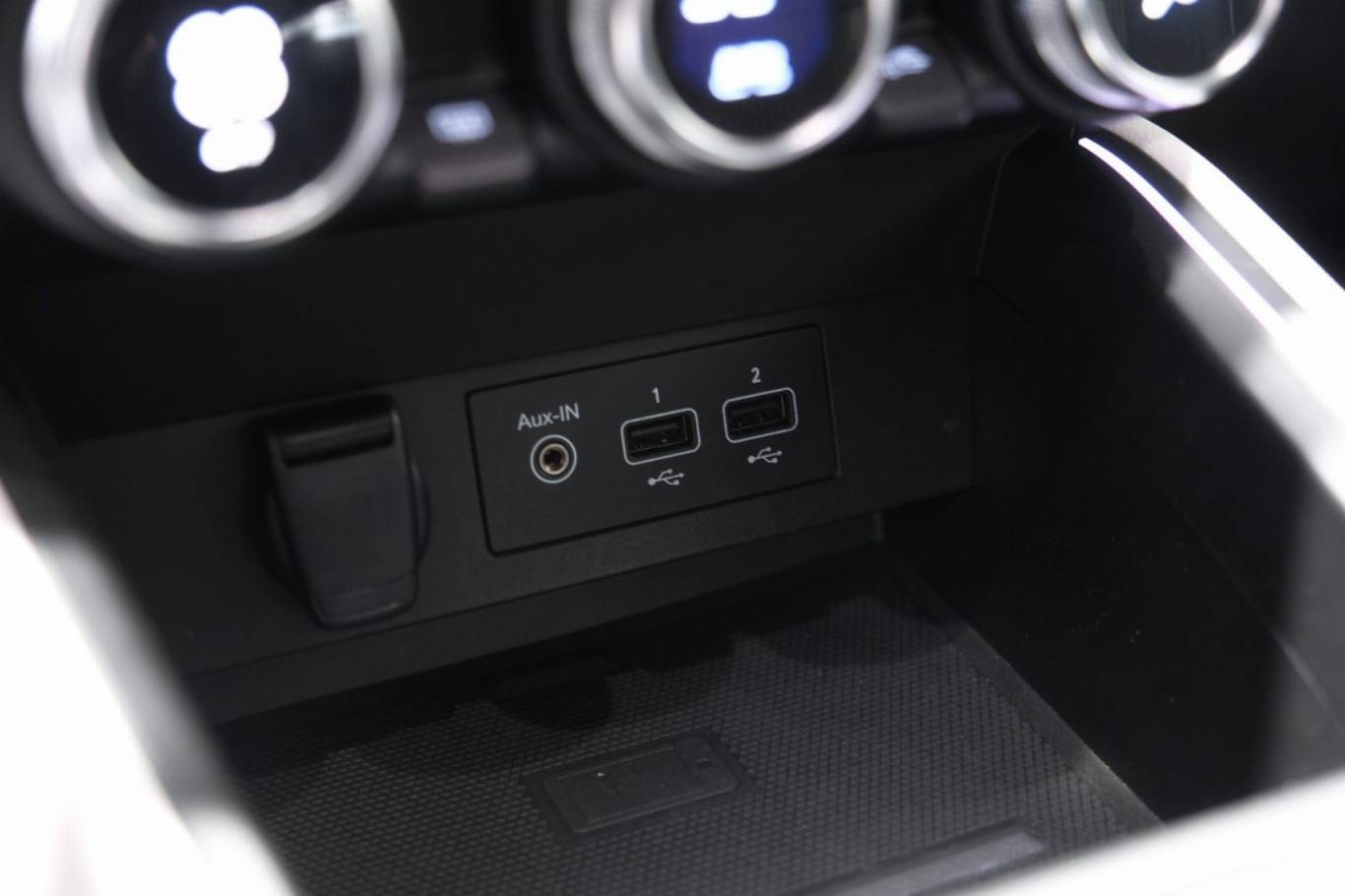 RENAULT Clio 31