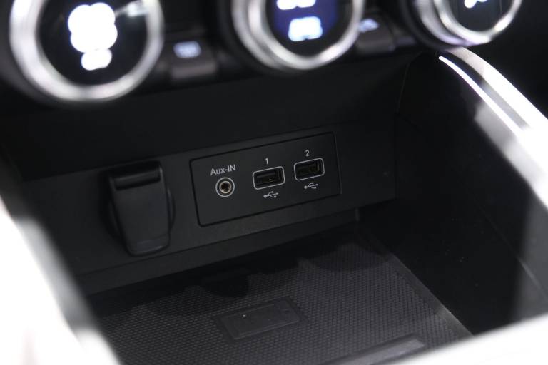 RENAULT Clio 31