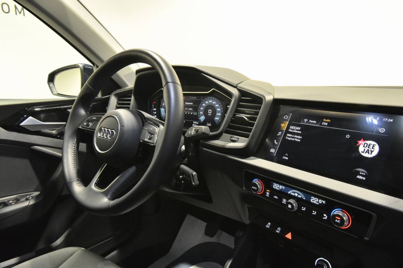AUDI A1 26