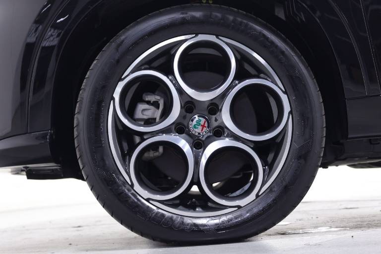 ALFA ROMEO Tonale 14