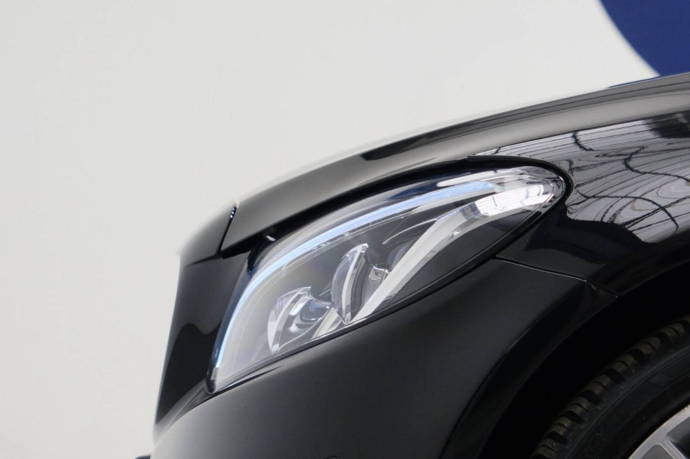 MERCEDES-BENZ C 220 20