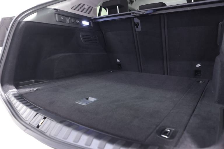 ALFA ROMEO Stelvio 57