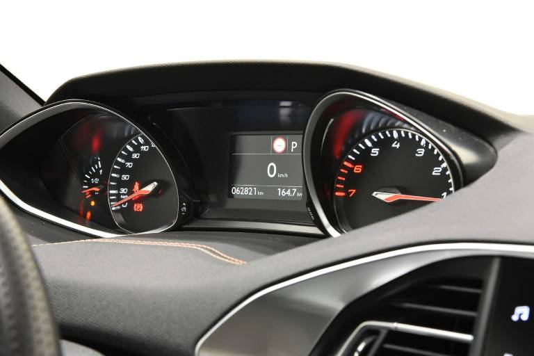 PEUGEOT 308 40