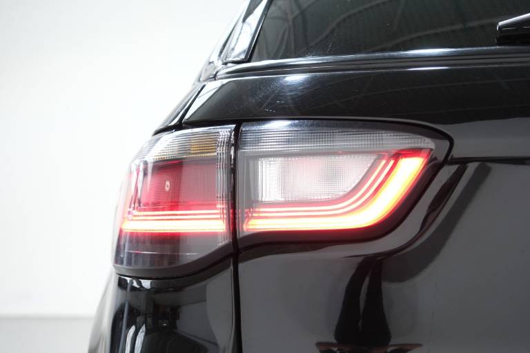 JEEP Compass 51
