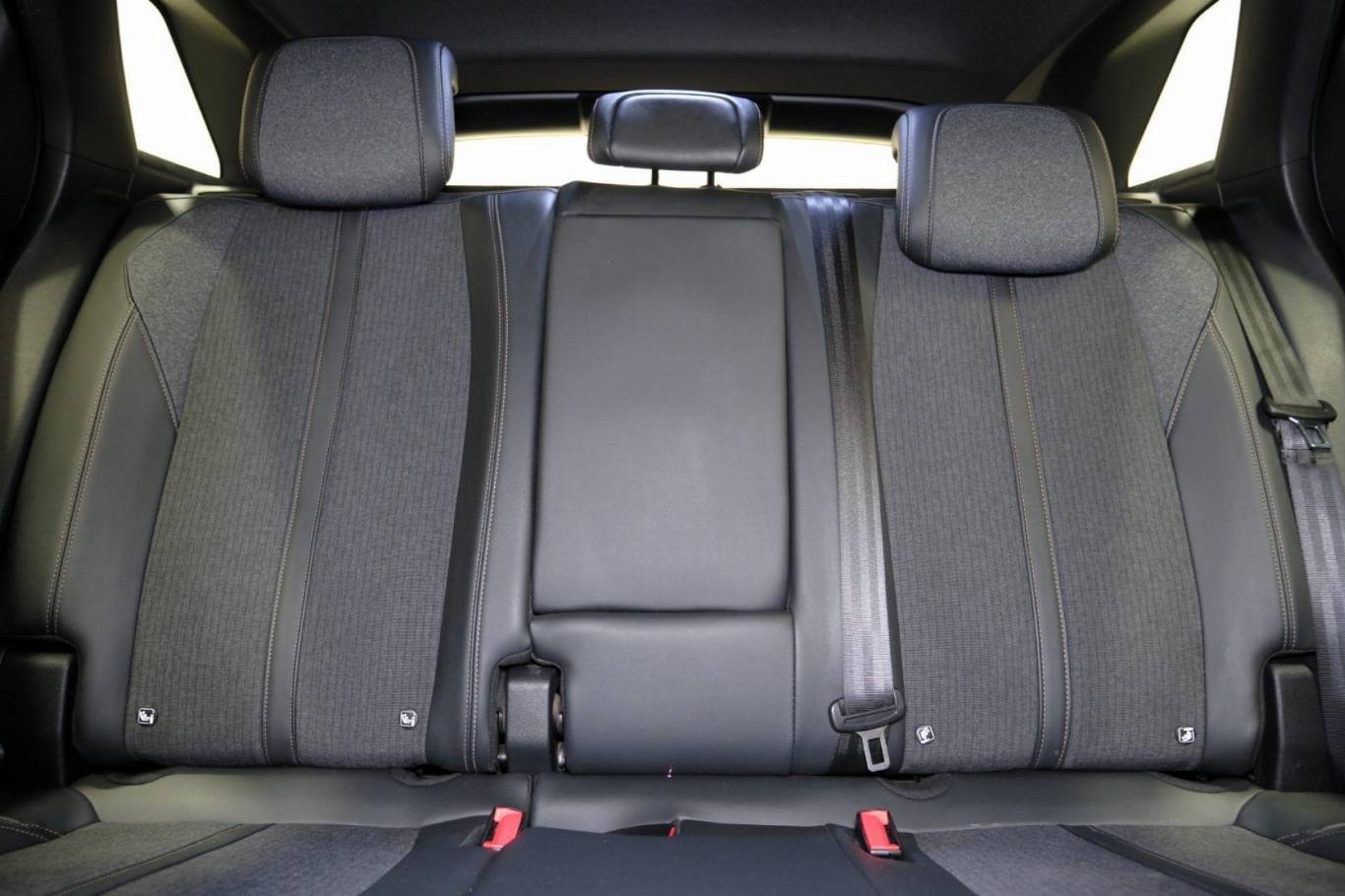 PEUGEOT 3008 40