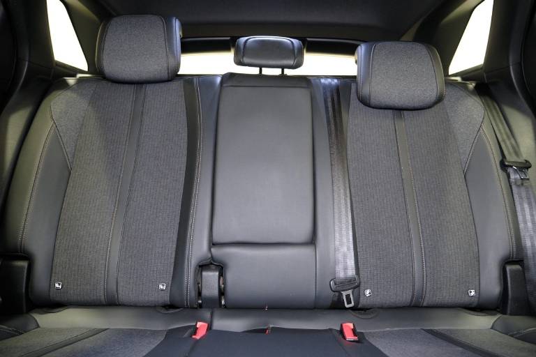 PEUGEOT 3008 40