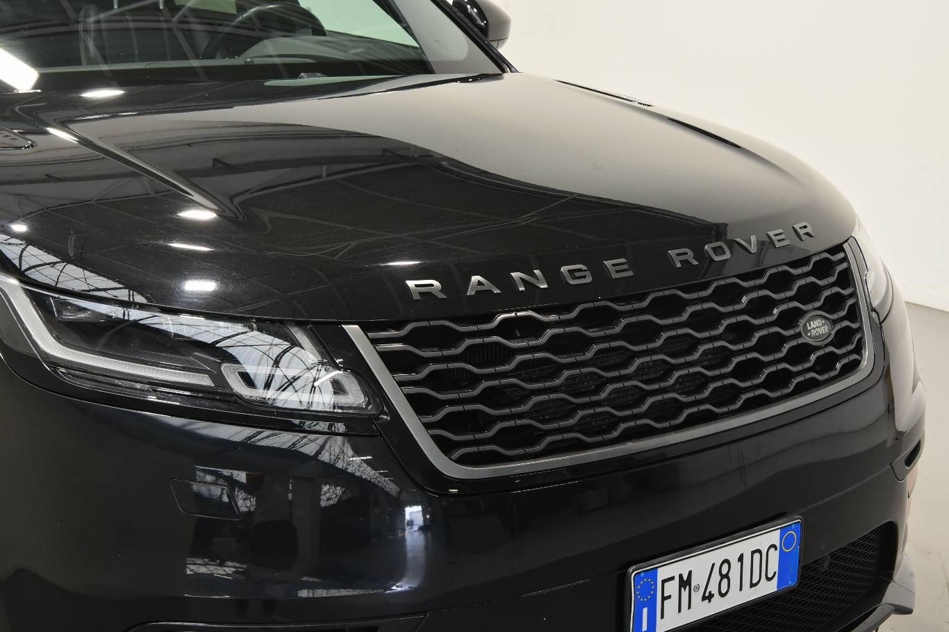 LAND ROVER Range Rover Velar 54