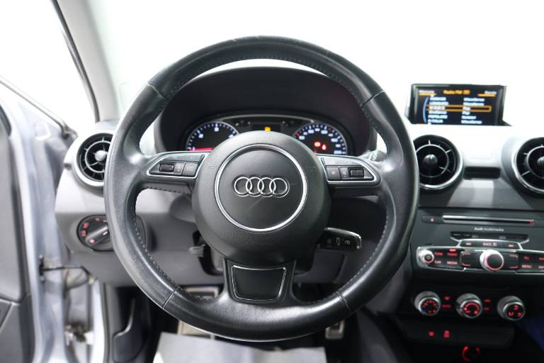 AUDI A1 7