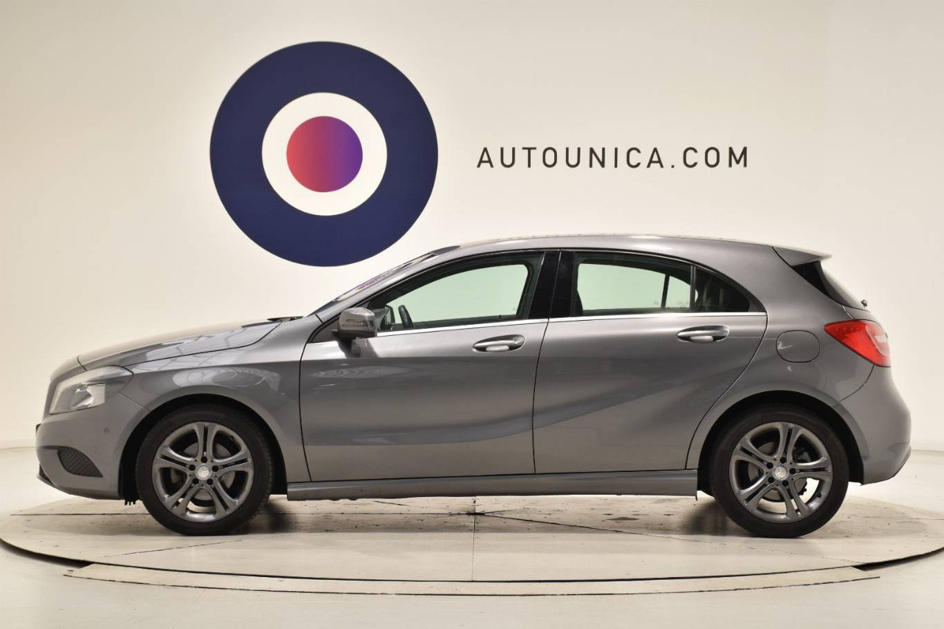 MERCEDES-BENZ A 180 16