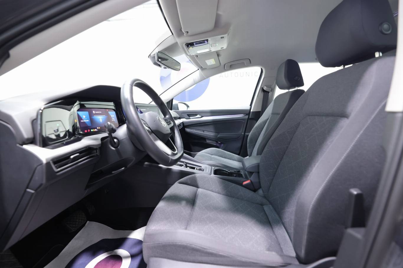 VOLKSWAGEN Golf 19
