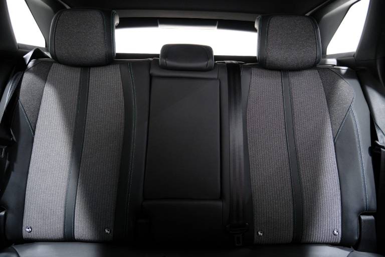 PEUGEOT 3008 39