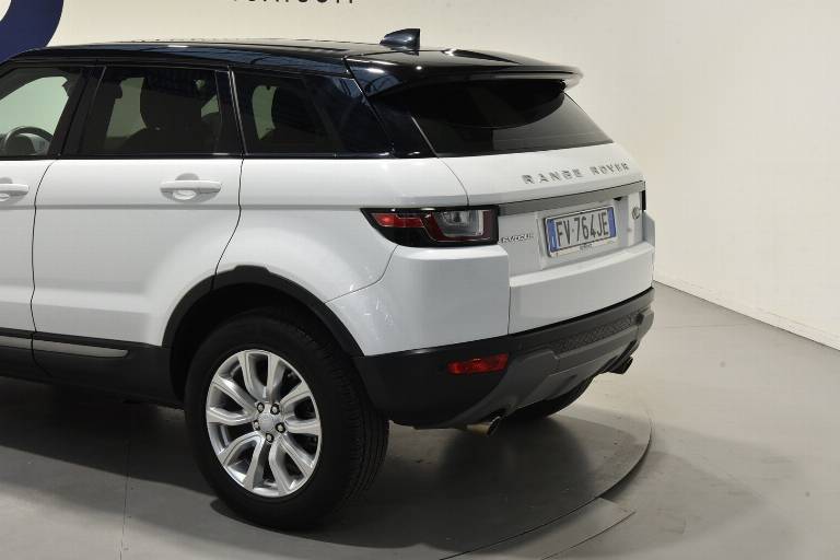 LAND ROVER Range Rover Evoque 35