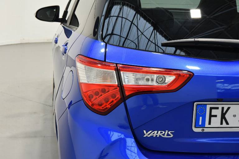 TOYOTA Yaris 36
