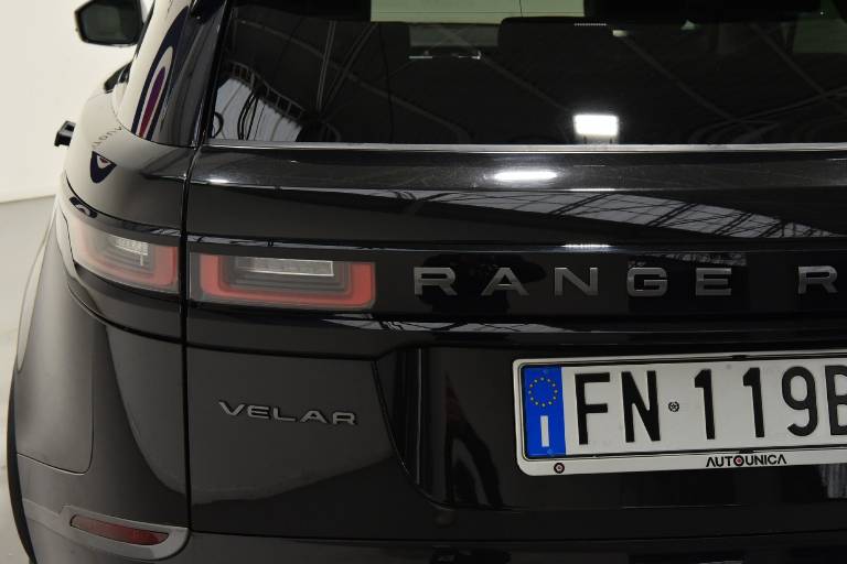 LAND ROVER Range Rover Velar 21