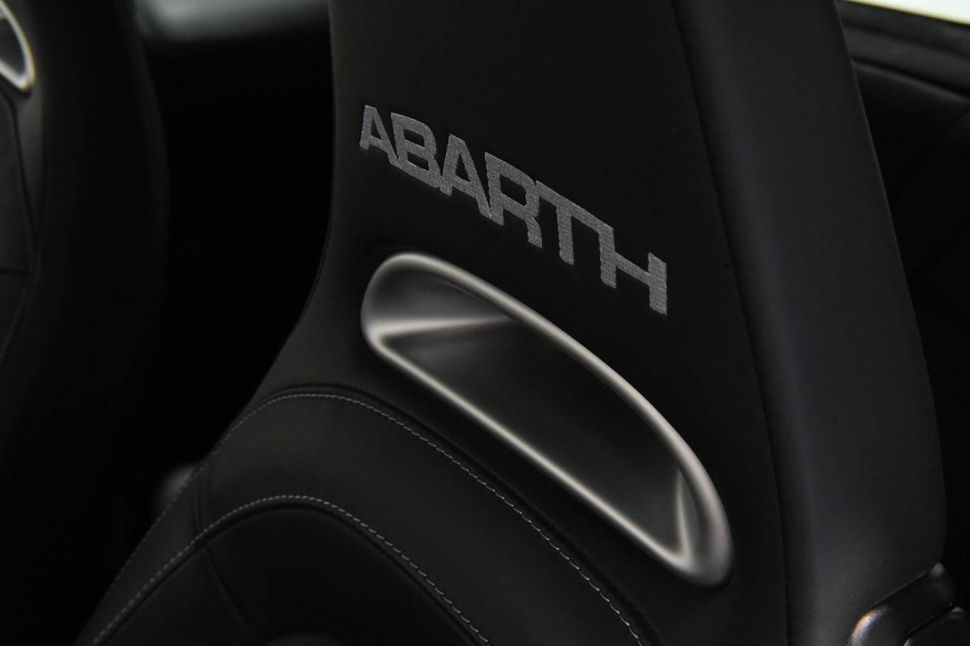 ABARTH 595 15