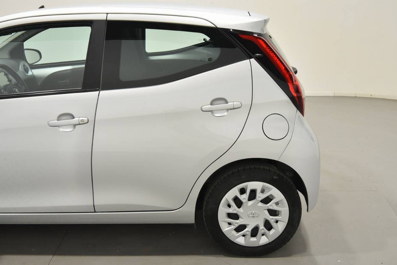 TOYOTA Aygo 46
