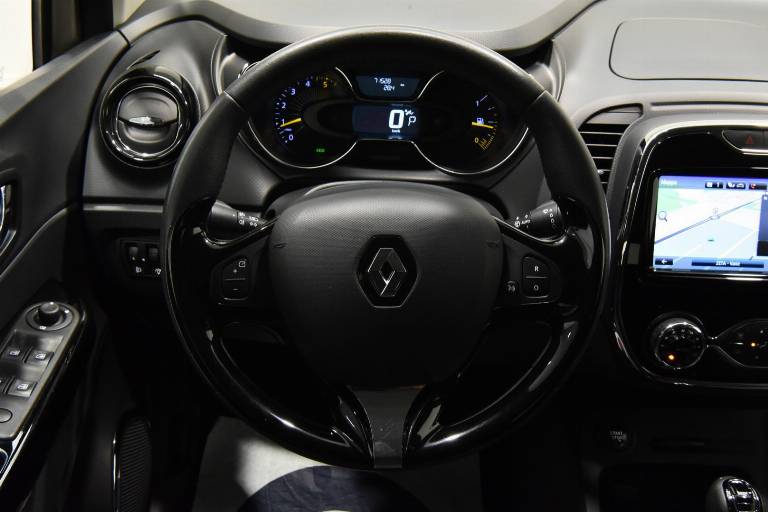 RENAULT Captur 23