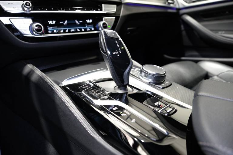 BMW 530 37