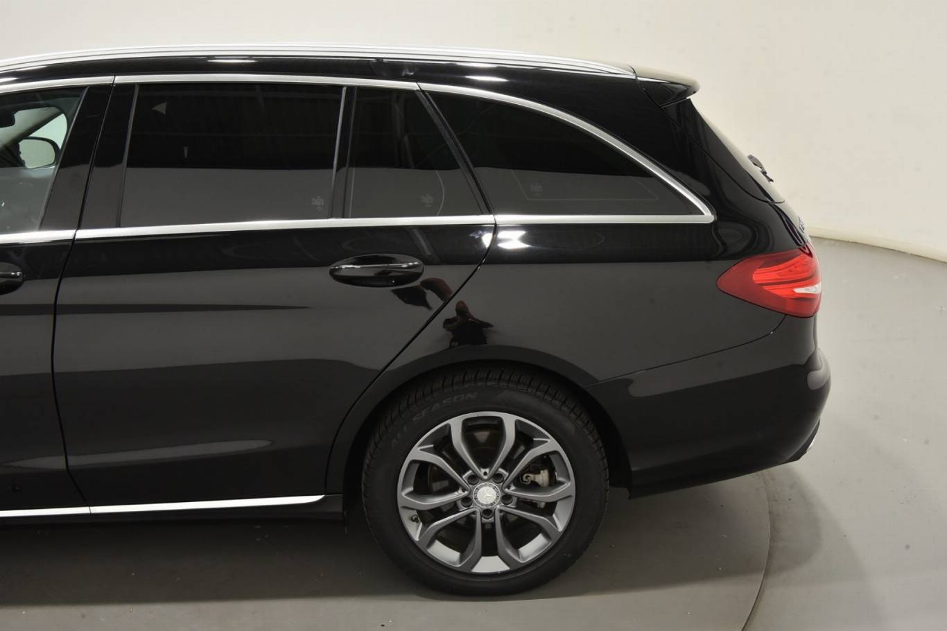 MERCEDES-BENZ C 200 43