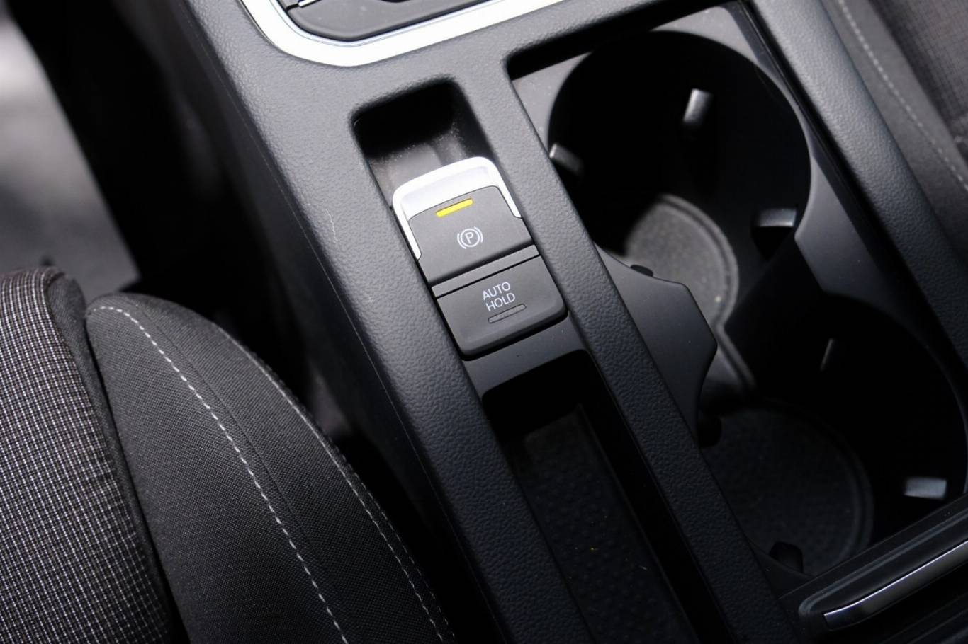 VOLKSWAGEN Passat Variant 34