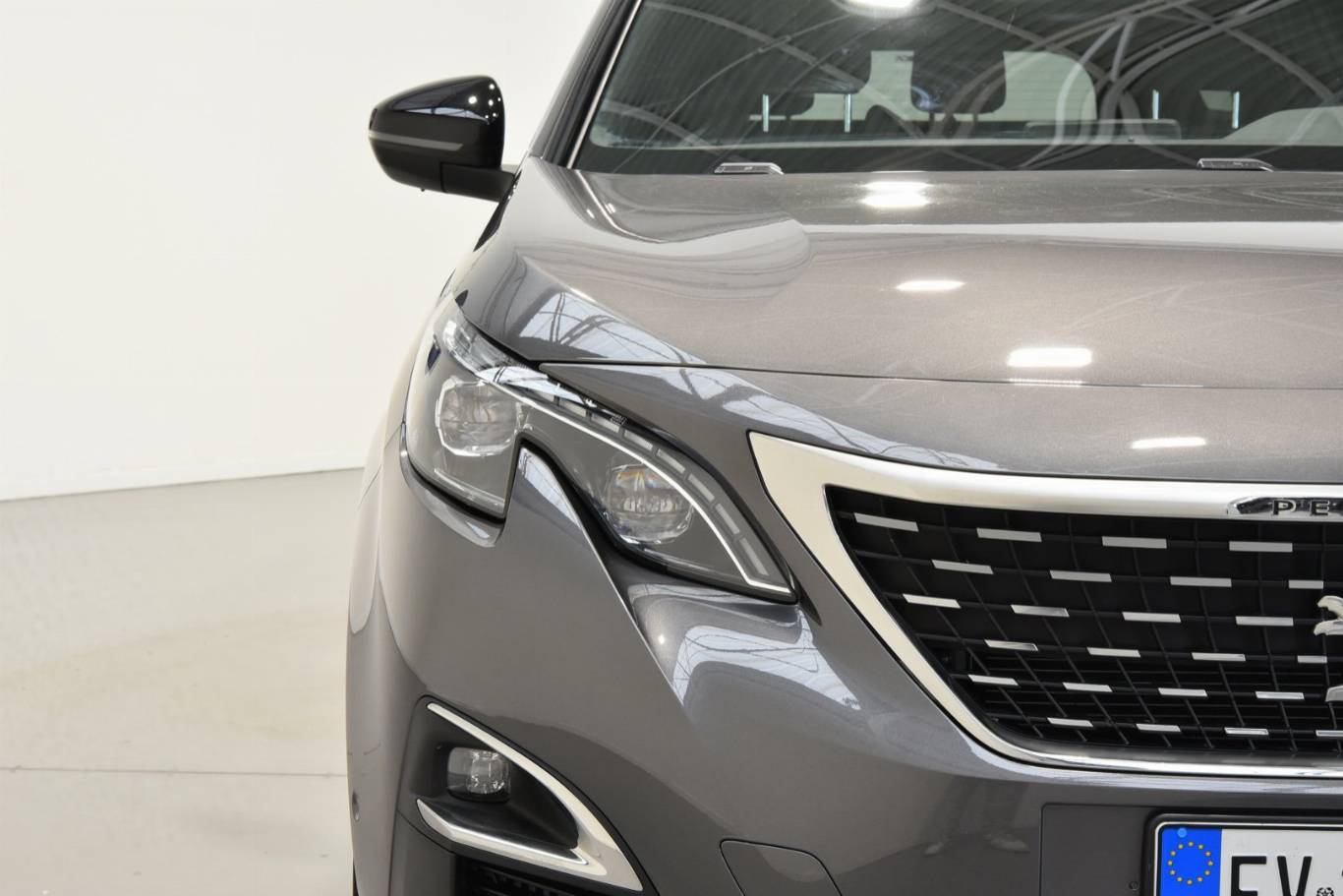 PEUGEOT 5008 18