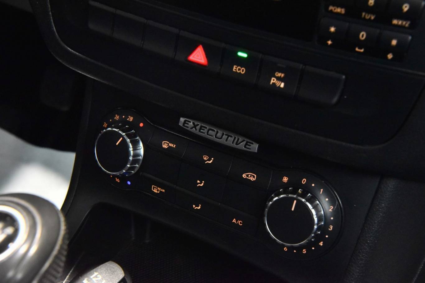 MERCEDES-BENZ B 180 7