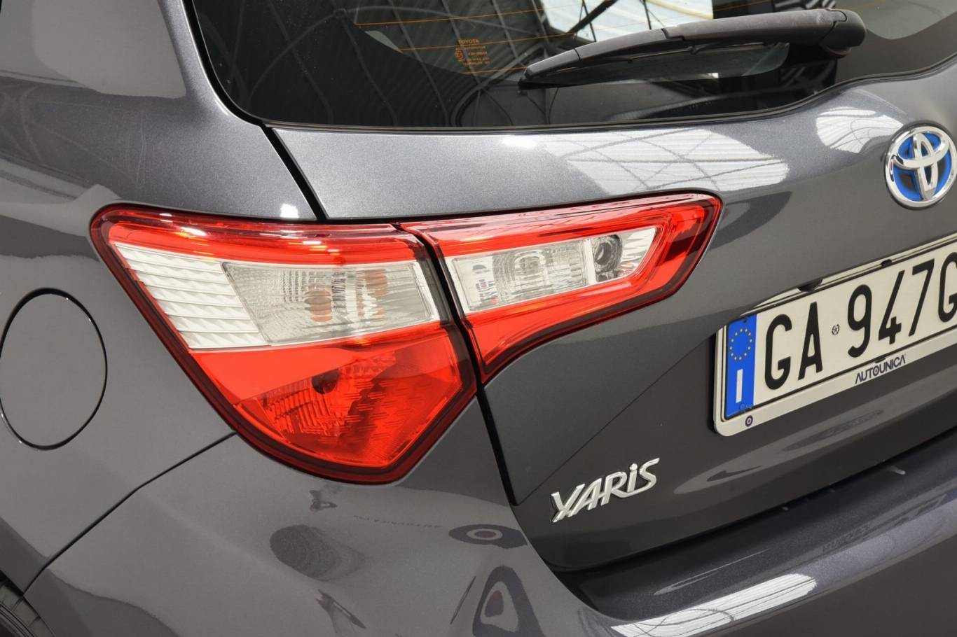 TOYOTA Yaris 43