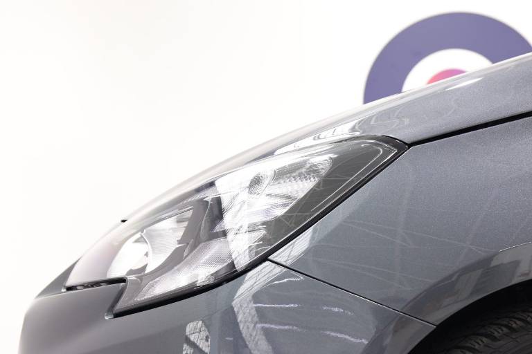 OPEL Corsa 18