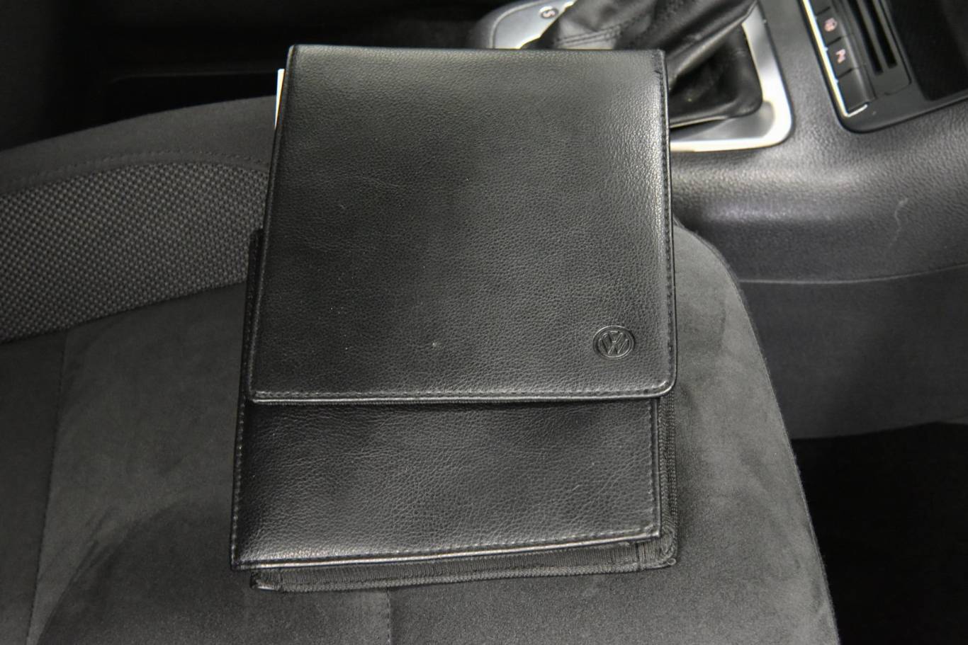 VOLKSWAGEN Tiguan 53