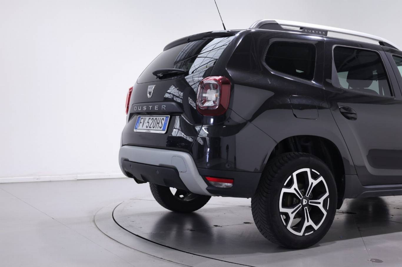 DACIA Duster 13