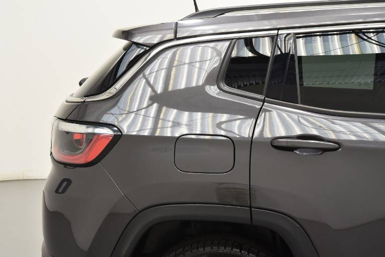 JEEP Compass 43