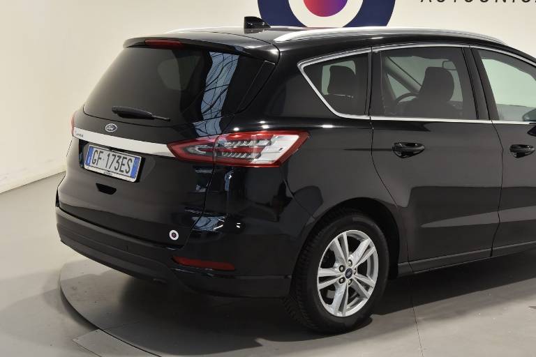 FORD S-Max 16