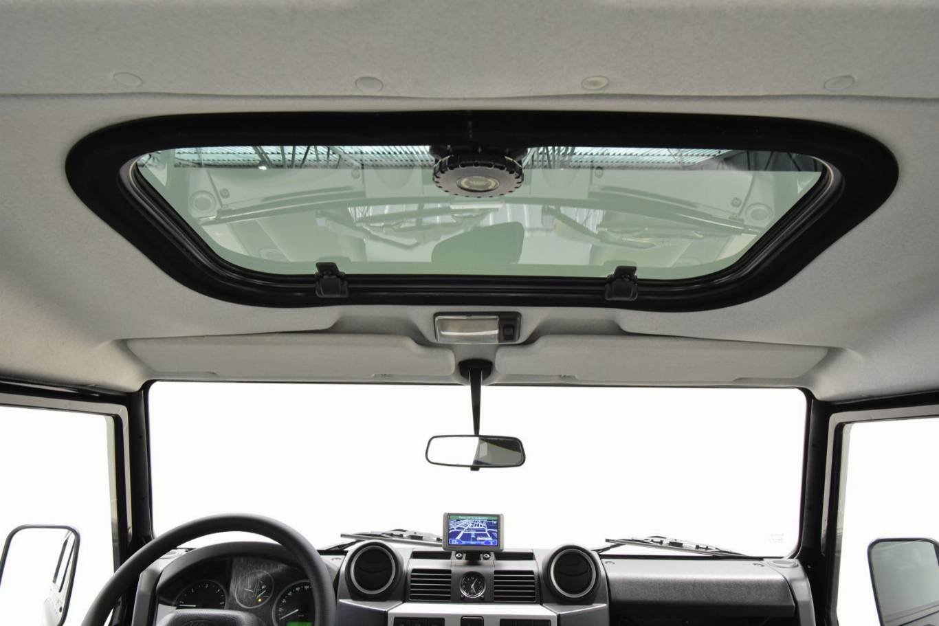 LAND ROVER Defender 45