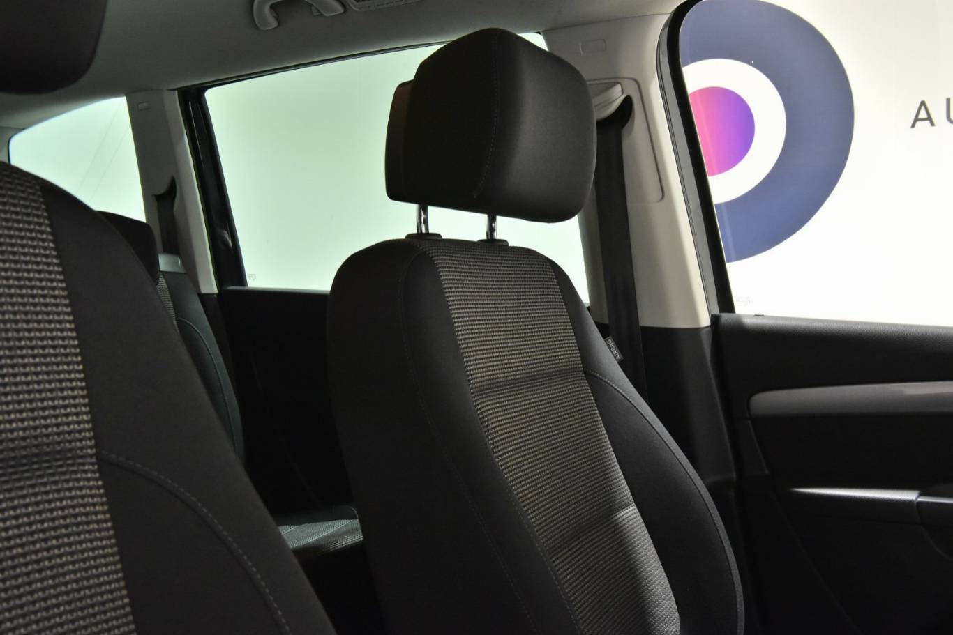 VOLKSWAGEN Sharan 43