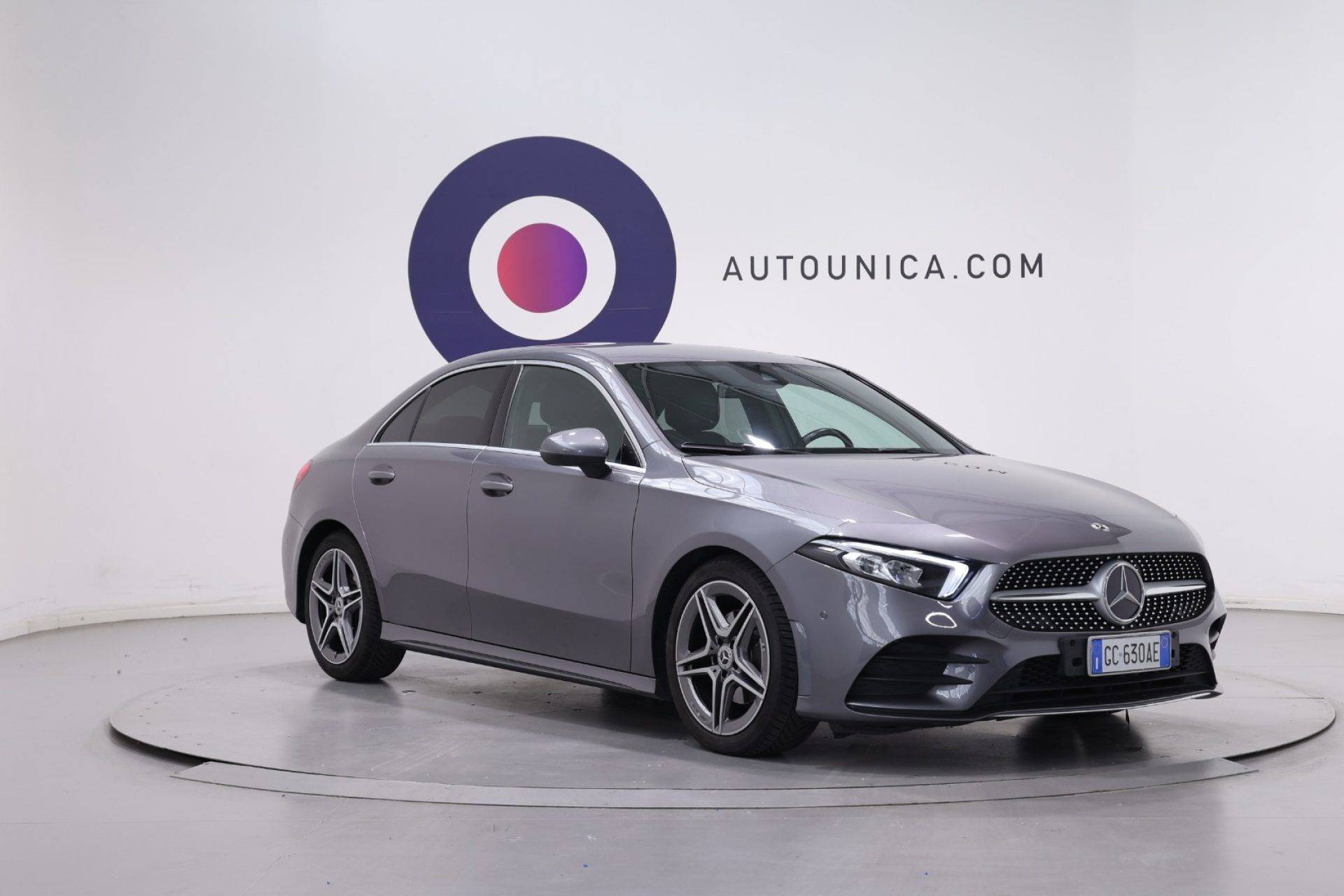 MERCEDES-BENZ A 180