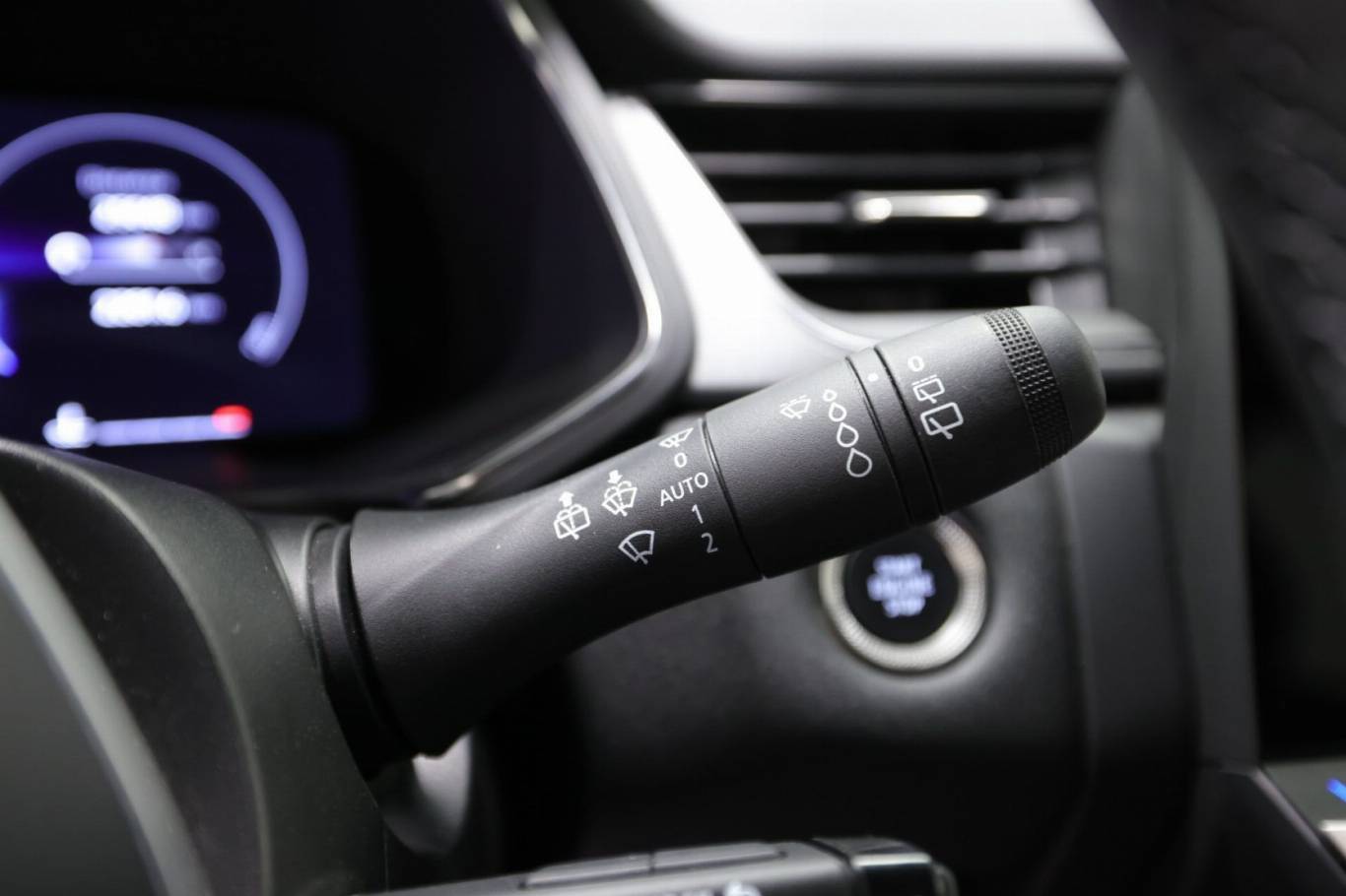 RENAULT Captur 23