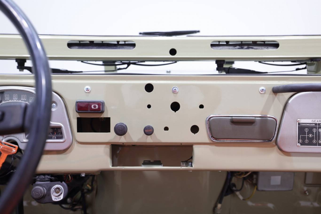 TOYOTA Land Cruiser 19