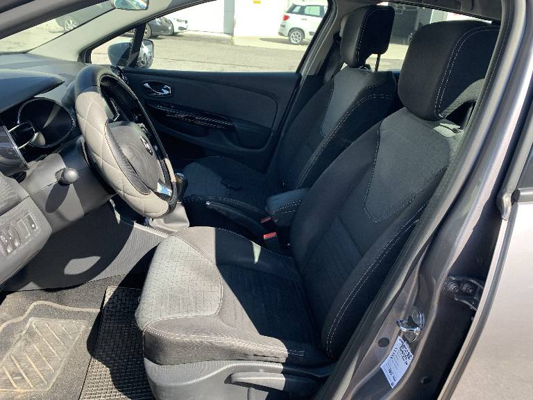 RENAULT Clio 4ª serie 8