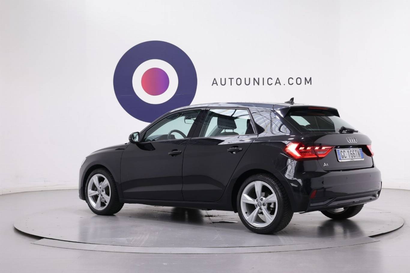 AUDI A1 16