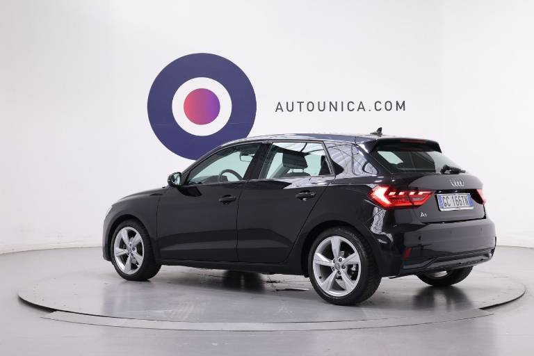 AUDI A1 16