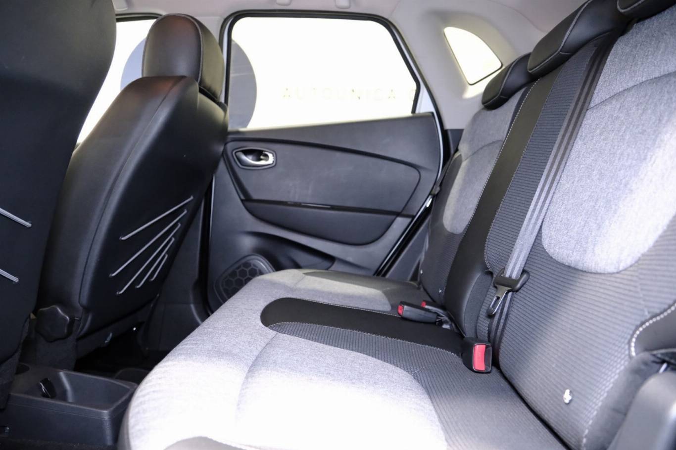 RENAULT Captur 42